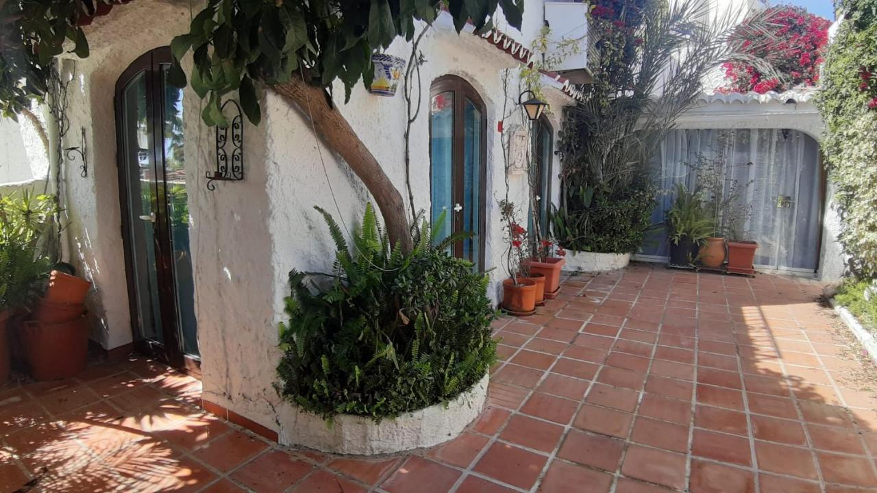 New Boho Home With Balcony, Private Garden And Communal Pool ネルハ エクステリア 写真
