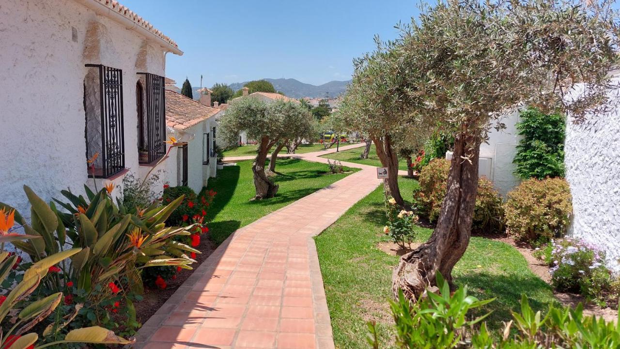 New Boho Home With Balcony, Private Garden And Communal Pool ネルハ エクステリア 写真
