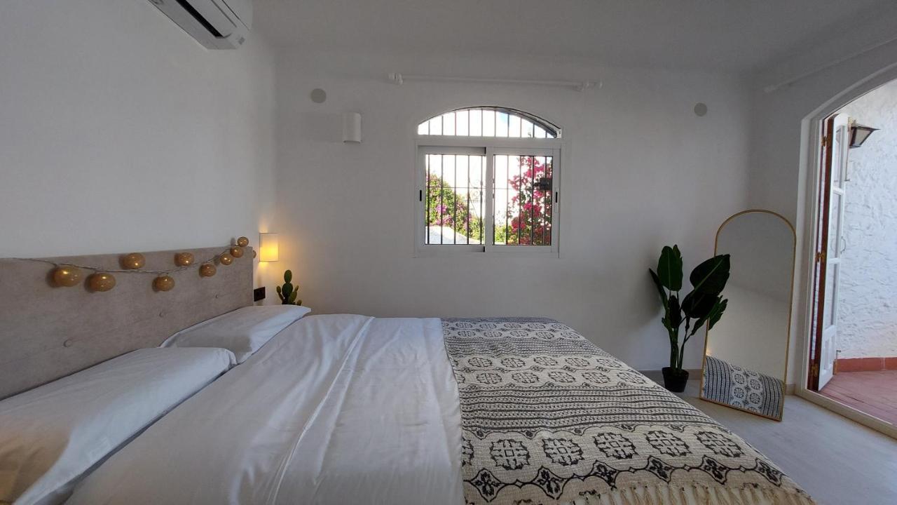 New Boho Home With Balcony, Private Garden And Communal Pool ネルハ エクステリア 写真