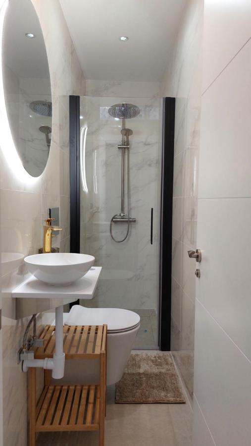 New Boho Home With Balcony, Private Garden And Communal Pool ネルハ エクステリア 写真
